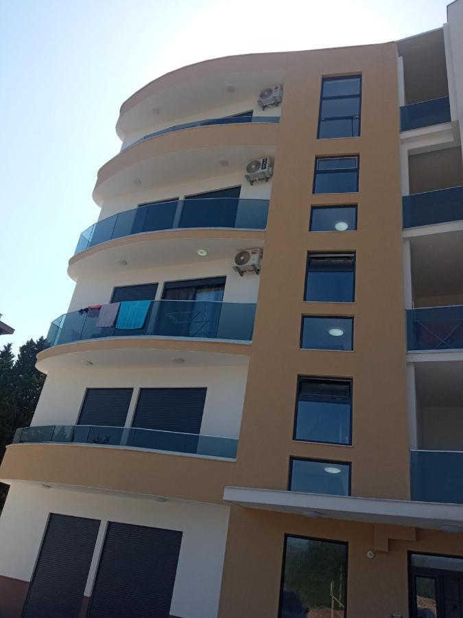 Apartman Ami Ulcinj Luaran gambar