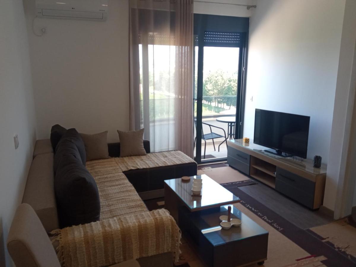Apartman Ami Ulcinj Luaran gambar