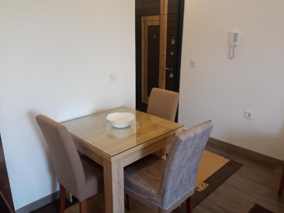 Apartman Ami Ulcinj Luaran gambar
